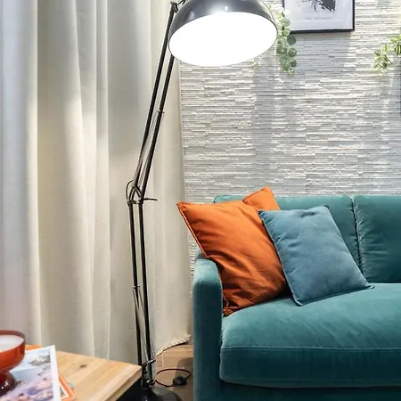 Ns Spacieux T3 Au Coeur Du Vieux Apartment Nizza
